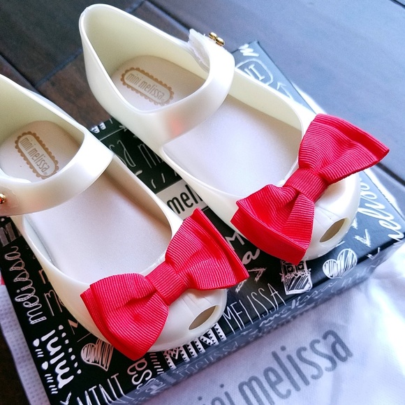 Mini Melissa | Bows - Picture 1 of 4